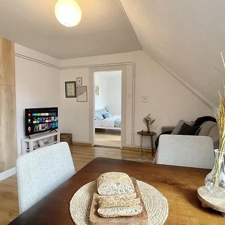 2e Etage Entier 3 Pieces Ideal 2 Personnes, 2 Communiquantes En Enfilade, Wifi, Espace Travail Parking Gratuit *