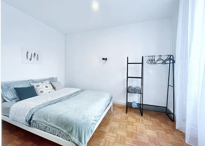 Loisirs Travail, Court, Long Sejour, Idealement Situe, 2 En Enfilade, Parking Gratuit Appartement Mulhouse