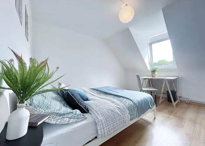 Loisirs Travail, Court, Long Sejour, Idealement Situe, 2 En Enfilade, Parking Gratuit